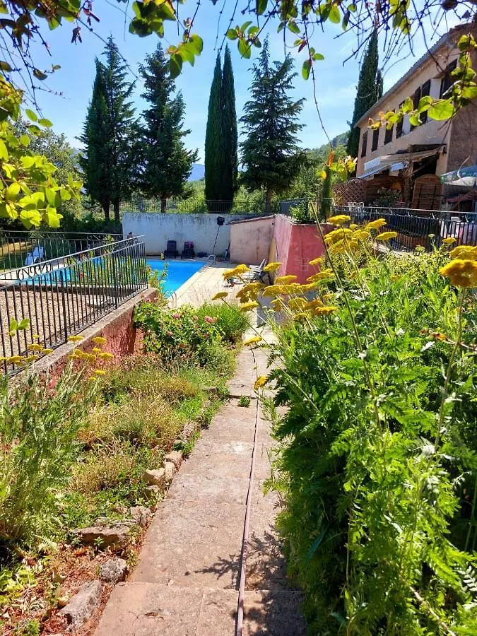 公寓 Logement D'Exception Pres Du Colorado Provencal Dans Une Residence Au Calme Avec Piscine Offrant Une Vue Imprenable Sur Le Luberon Depuis Sa Terrasse Viens