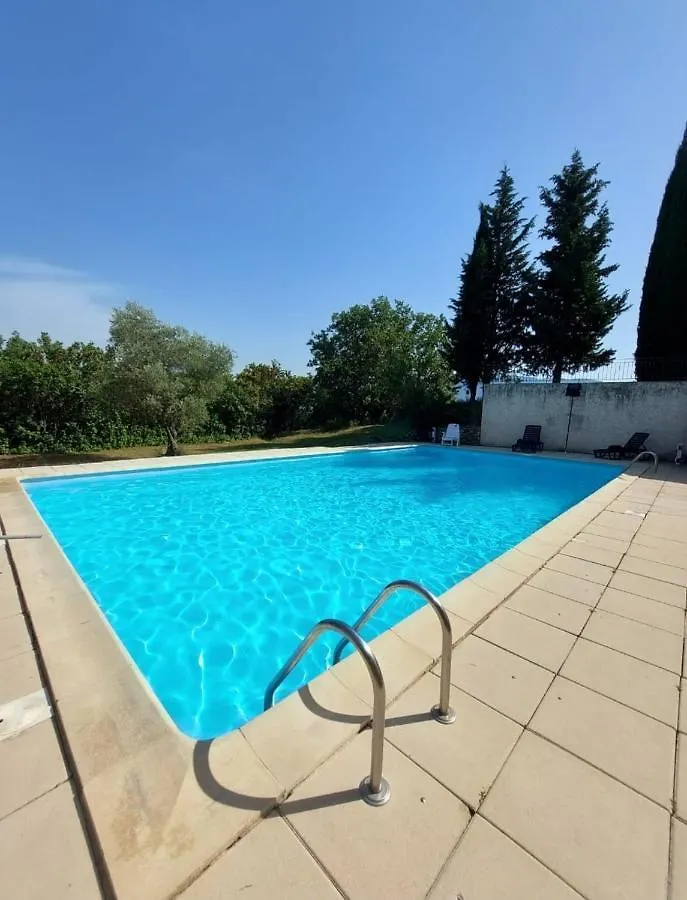 Logement D'Exception Pres Du Colorado Provencal Dans Une Residence Au Calme Avec Piscine Offrant Une Vue Imprenable Sur Le Luberon Depuis Sa Terrasse Viens 0*,