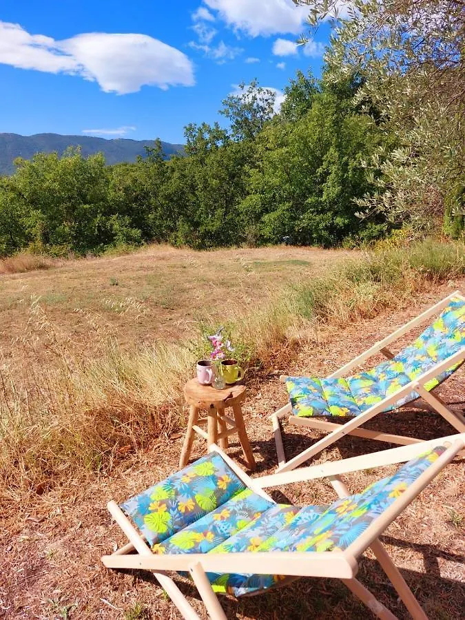 Logement D'Exception Pres Du Colorado Provencal Dans Une Residence Au Calme Avec Piscine Offrant Une Vue Imprenable Sur Le Luberon Depuis Sa Terrasse Viens 法国